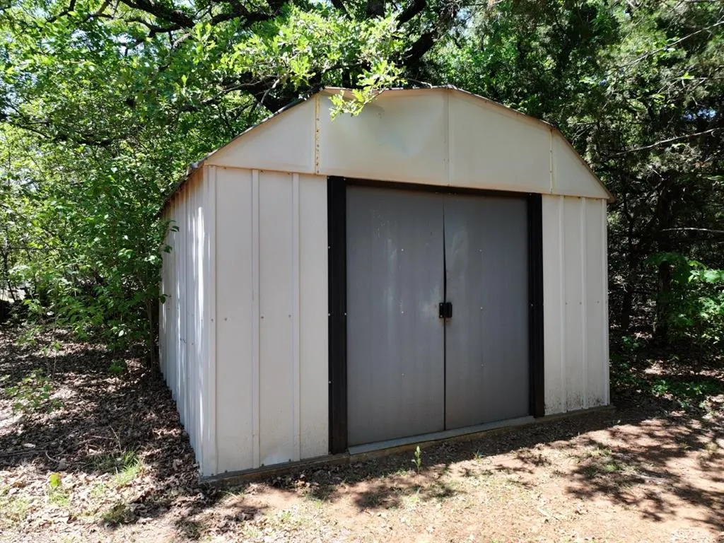 Photo 15 — 604 Dripping Springs Drive, Edmond, OK 73034