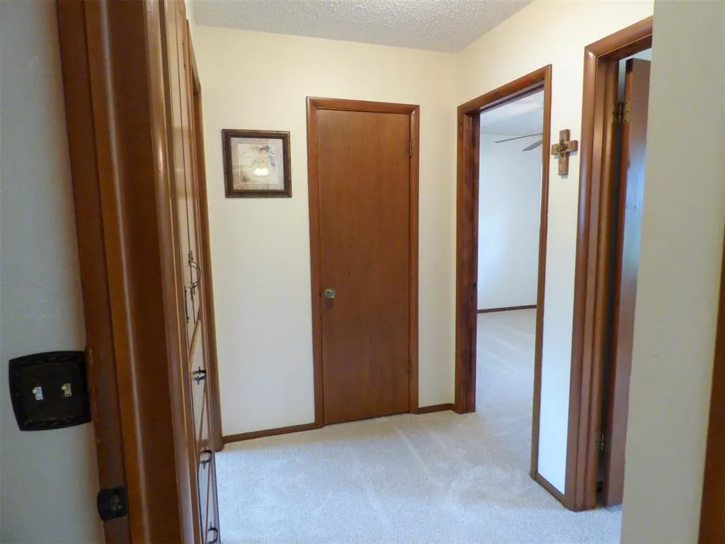 Photo 13 — 106 Kelly Drive, Moore, OK 73160