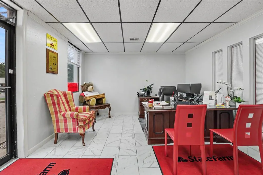 Photo 7 — 3701 N Meridian Avenue, Oklahoma City, OK 73112