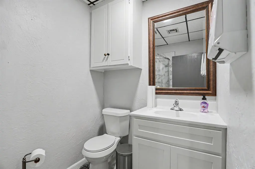 Photo 32 — 3701 N Meridian Avenue, Oklahoma City, OK 73112