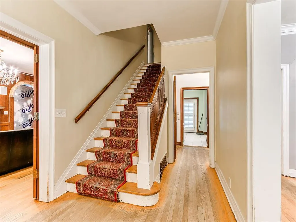Photo 9 — 624 NE 18th Street, Oklahoma City, OK 73105