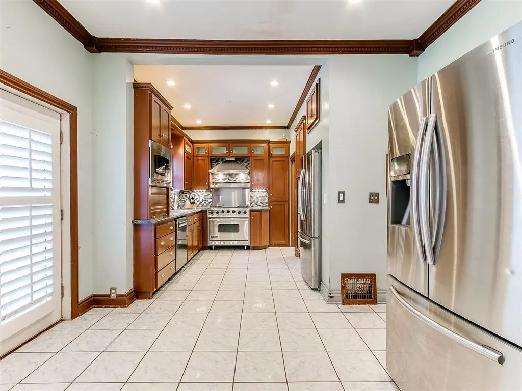 Photo 18 — 624 NE 18th Street, Oklahoma City, OK 73105