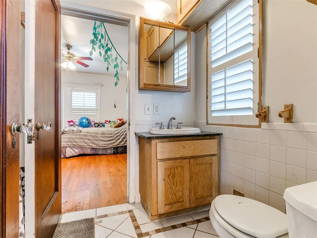 Photo 34 — 624 NE 18th Street, Oklahoma City, OK 73105