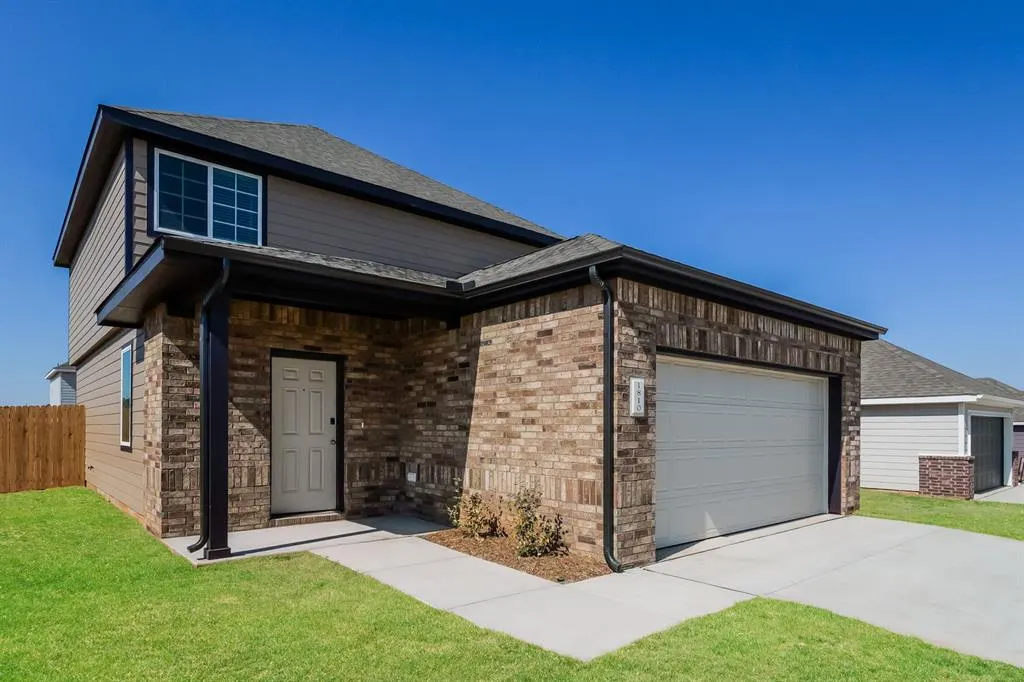 Photo 3 — 1907 Dogwood Drive, El Reno, OK 73036