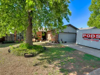 Sold home at 642 W Linden Drive
