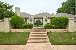 Sold home at 2100 Cobblestone Court #106