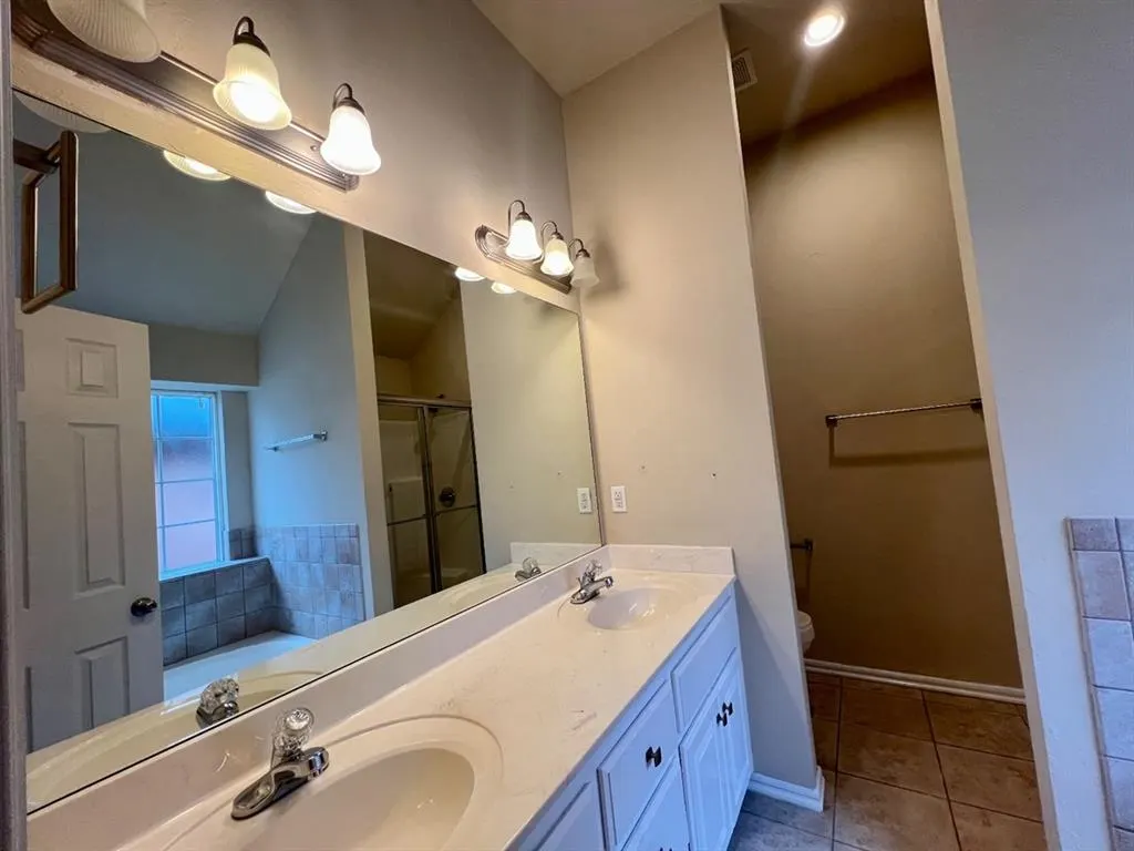 Photo 21 — 2205 SW 93rd Street, Oklahoma City, OK 73159