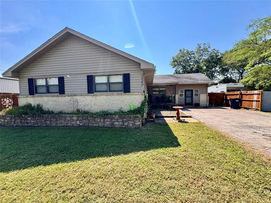 Photo 3 — 1227 Van Drive, Seminole, OK 74868