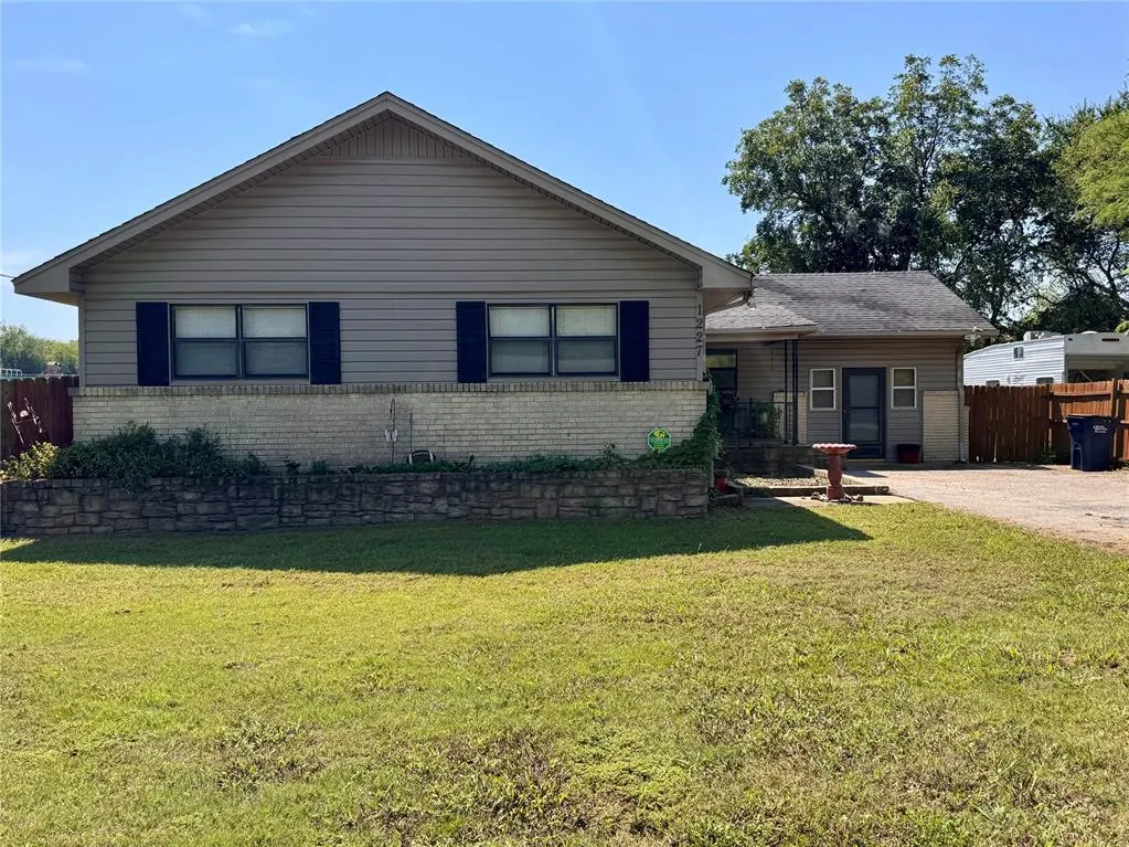Photo 5 — 1227 Van Drive, Seminole, OK 74868