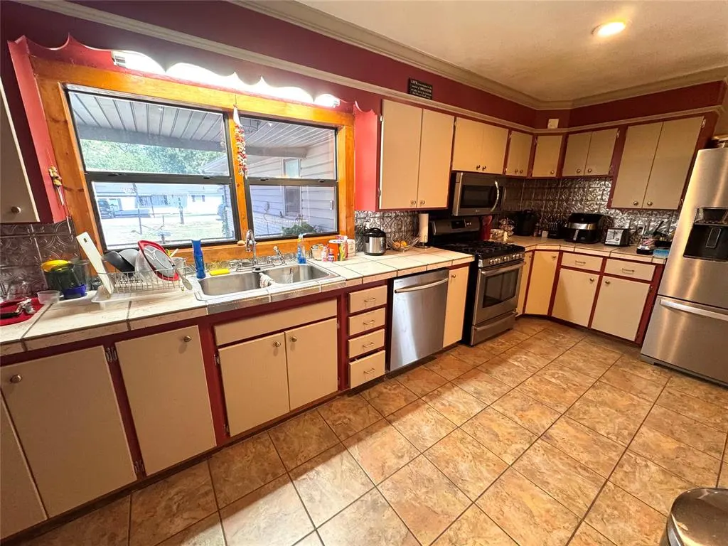 Photo 12 — 1227 Van Drive, Seminole, OK 74868