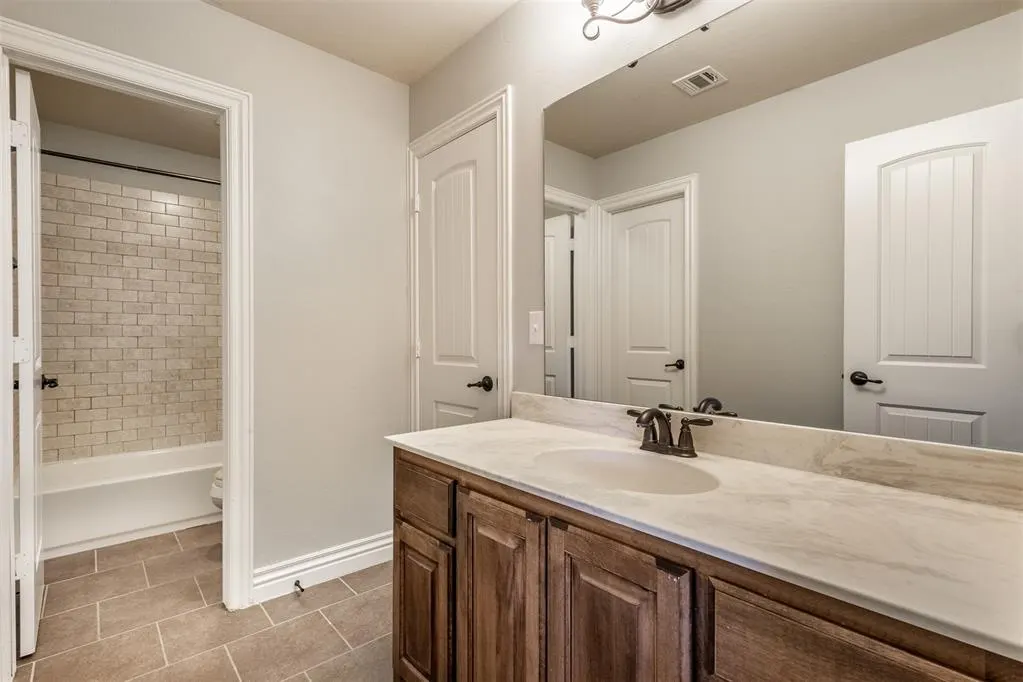 Photo 21 — 2304 NW 156th Street, Edmond, OK 73013