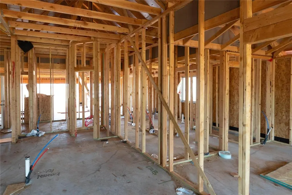 Photo 2 — 8312 NW 155th Street, Edmond, OK 73013