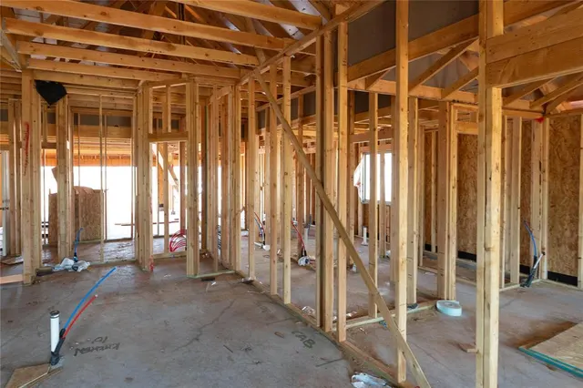 Photo 2 — 8312 NW 155th Street, Edmond, OK 73013