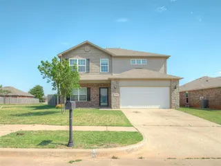 Sold home at 11721 NW 133rd Street
