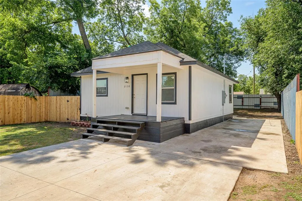 Photo 3 — 2138 SW 22nd Street, Oklahoma City, OK 73108