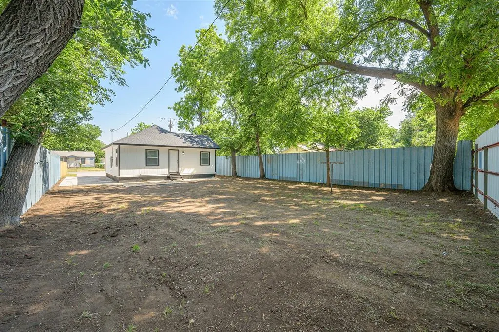 Photo 7 — 2138 SW 22nd Street, Oklahoma City, OK 73108