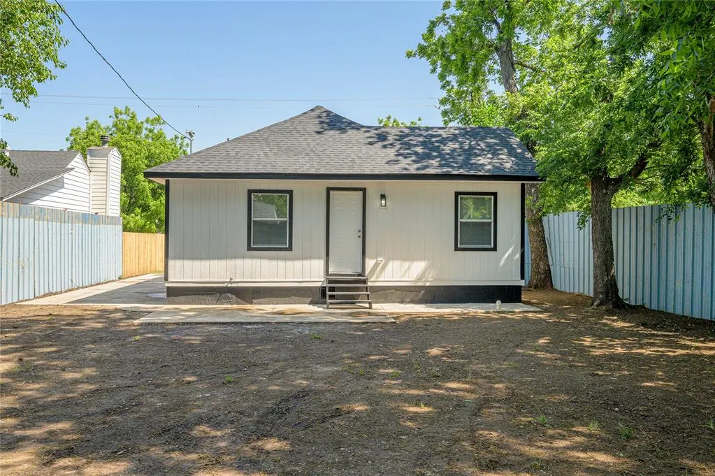 Photo 9 — 2138 SW 22nd Street, Oklahoma City, OK 73108