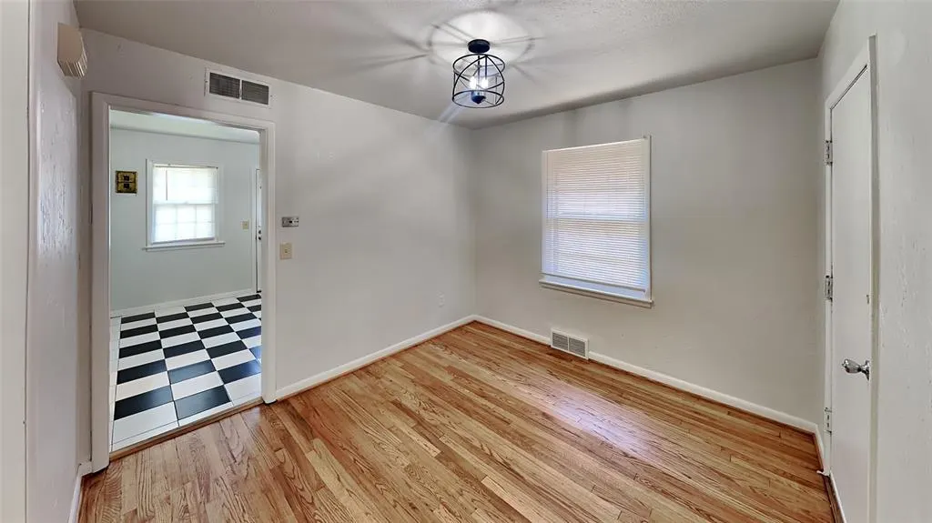 Photo 7 — 314 E Lincoln Avenue, Edmond, OK 73034