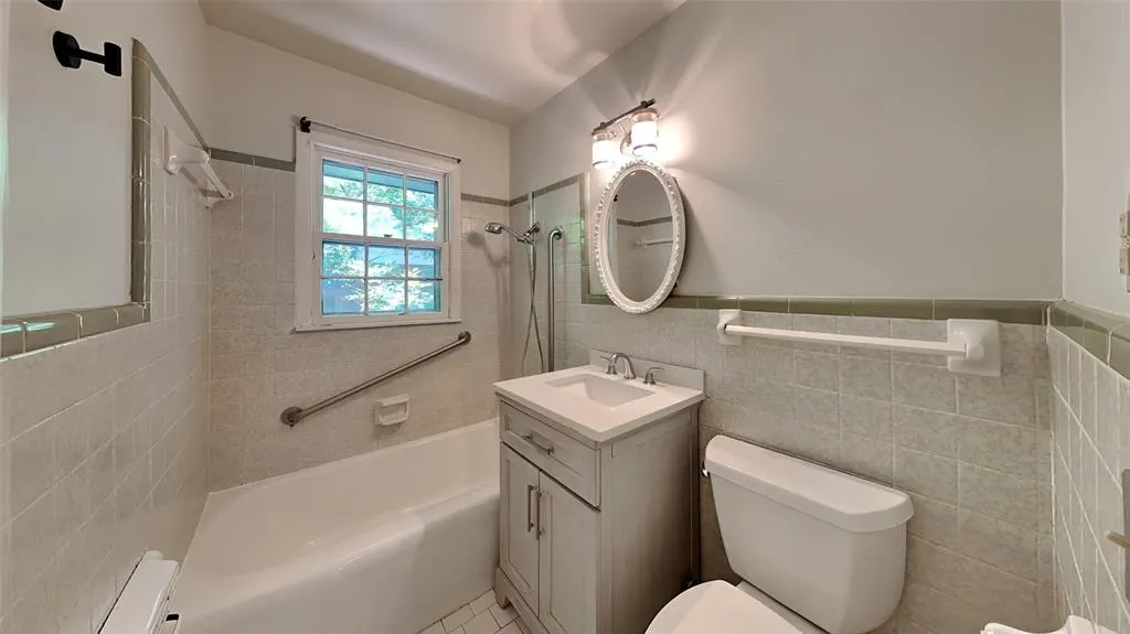Photo 12 — 314 E Lincoln Avenue, Edmond, OK 73034
