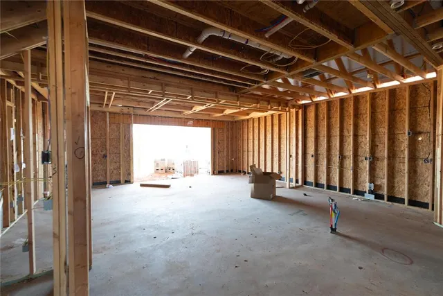 Photo 2 — 8308 NW 155th Street, Edmond, OK 73013