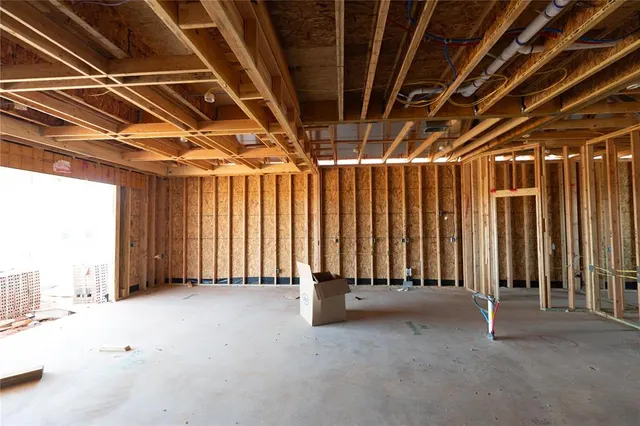 Photo 3 — 8308 NW 155th Street, Edmond, OK 73013