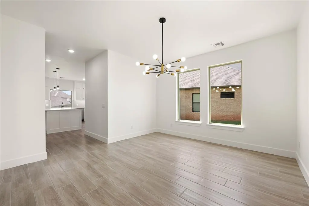Photo 9 — 4528 Maple Ridge Drive, Edmond, OK 73034