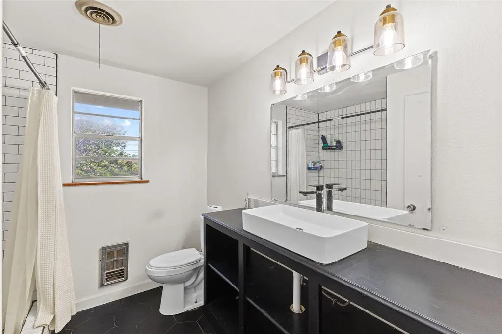 Photo 11 — 912 E Kee Street, Weatherford, OK 73096