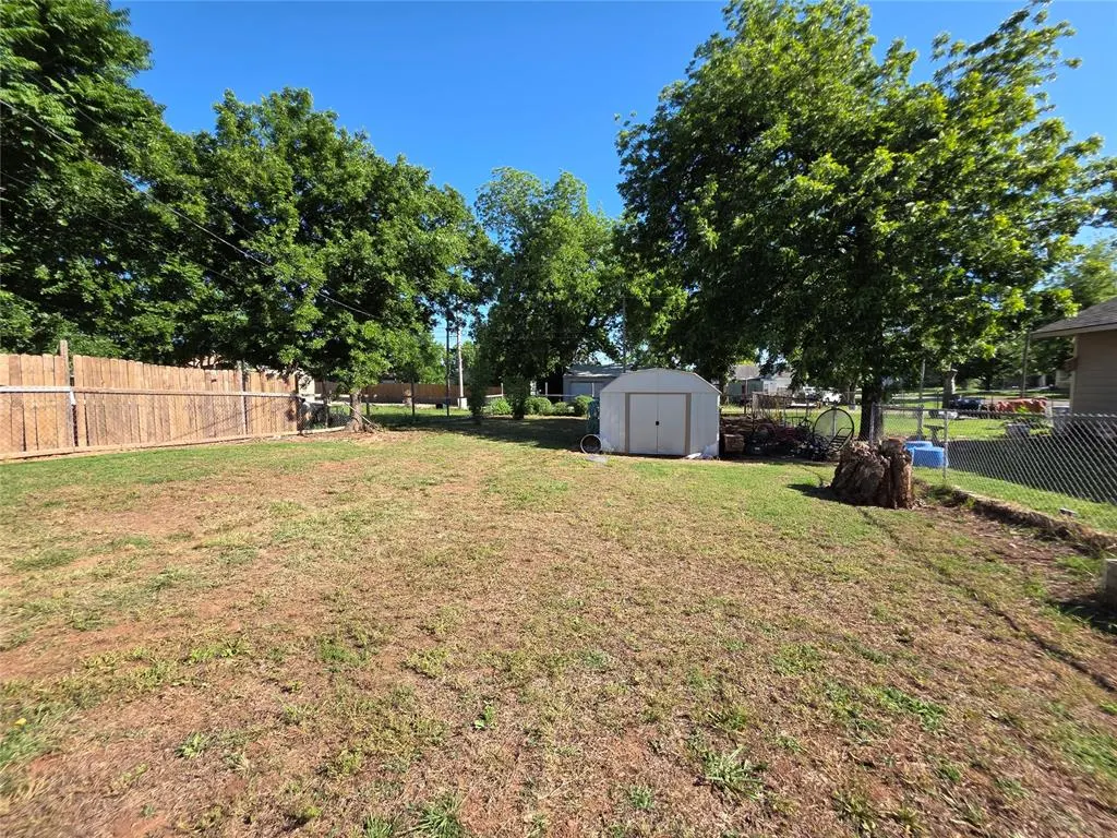 Photo 11 — Address unavailable, Perry, OK 73077