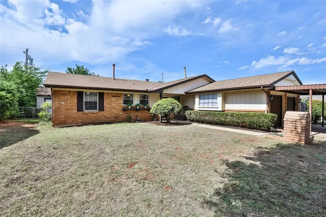 Photo 2 — 5716 NW 65th Street, Warr Acres, OK 73132