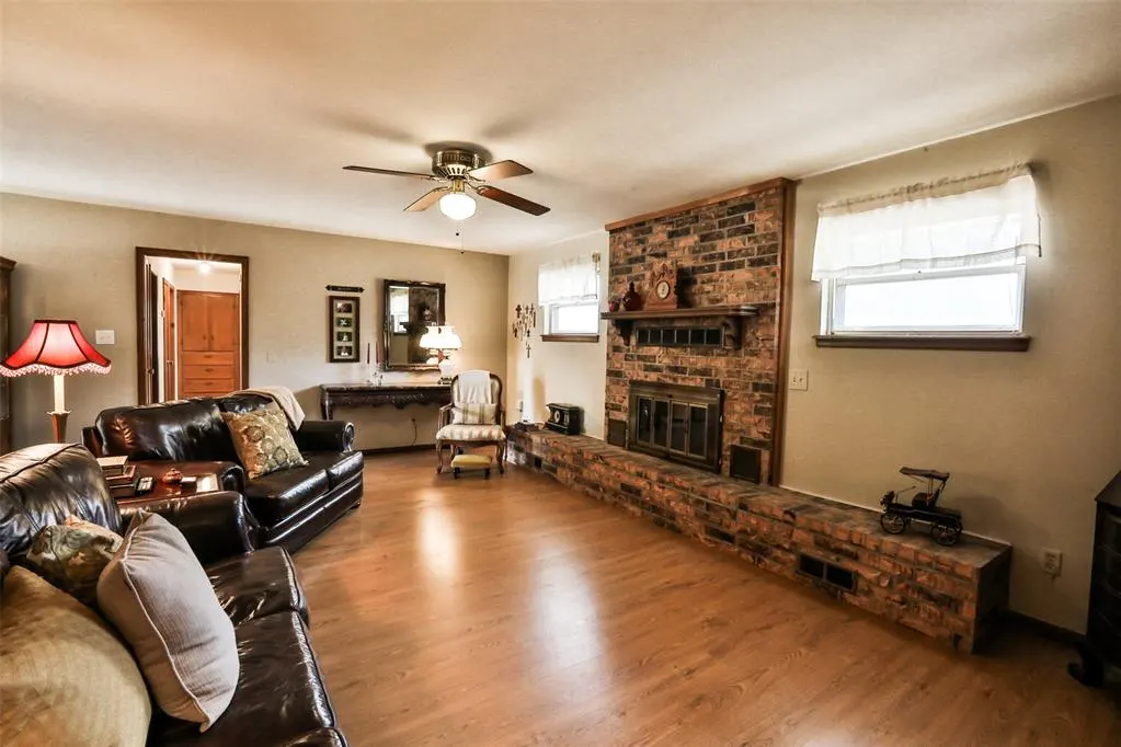 Photo 13 — 5716 NW 65th Street, Warr Acres, OK 73132