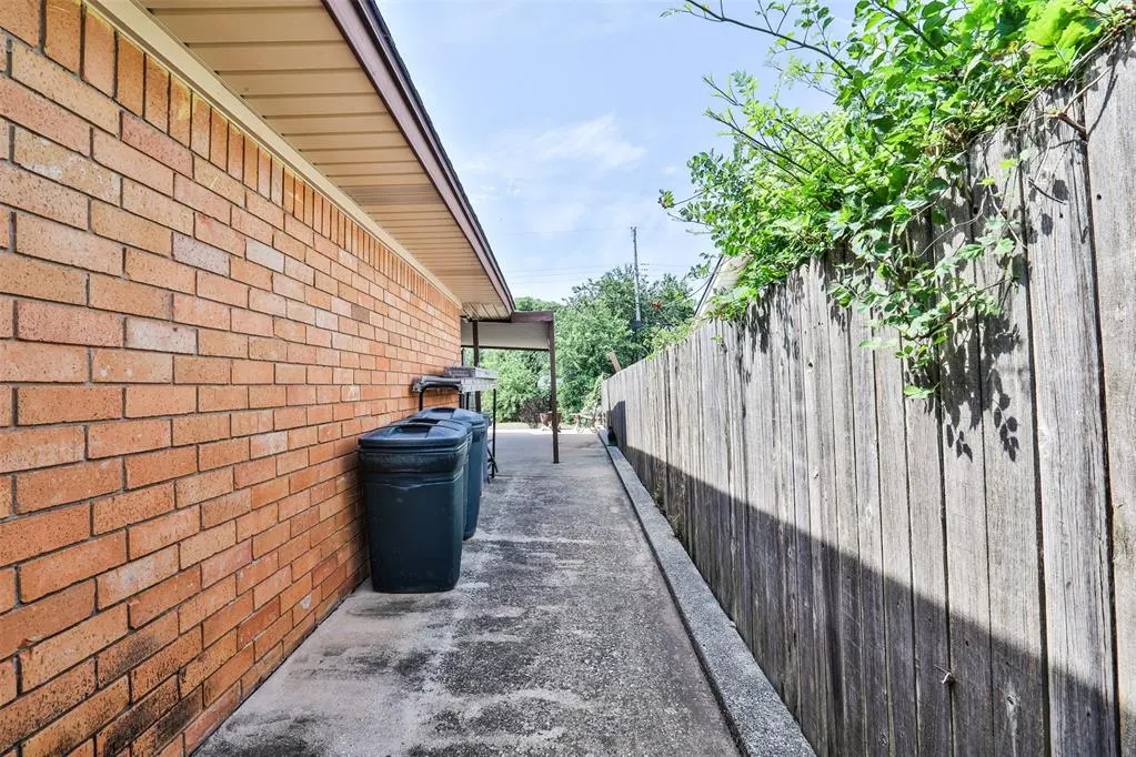 Photo 34 — 5716 NW 65th Street, Warr Acres, OK 73132