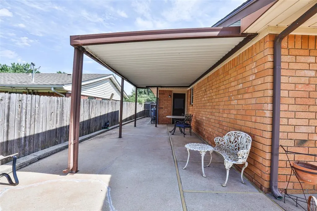 Photo 37 — 5716 NW 65th Street, Warr Acres, OK 73132
