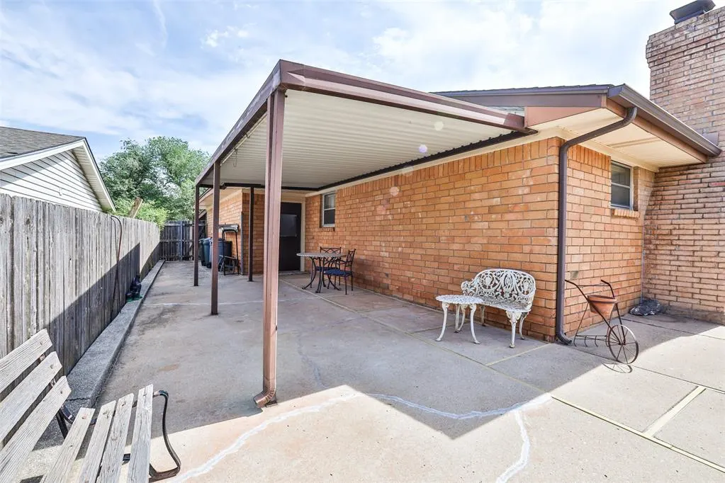 Photo 38 — 5716 NW 65th Street, Warr Acres, OK 73132
