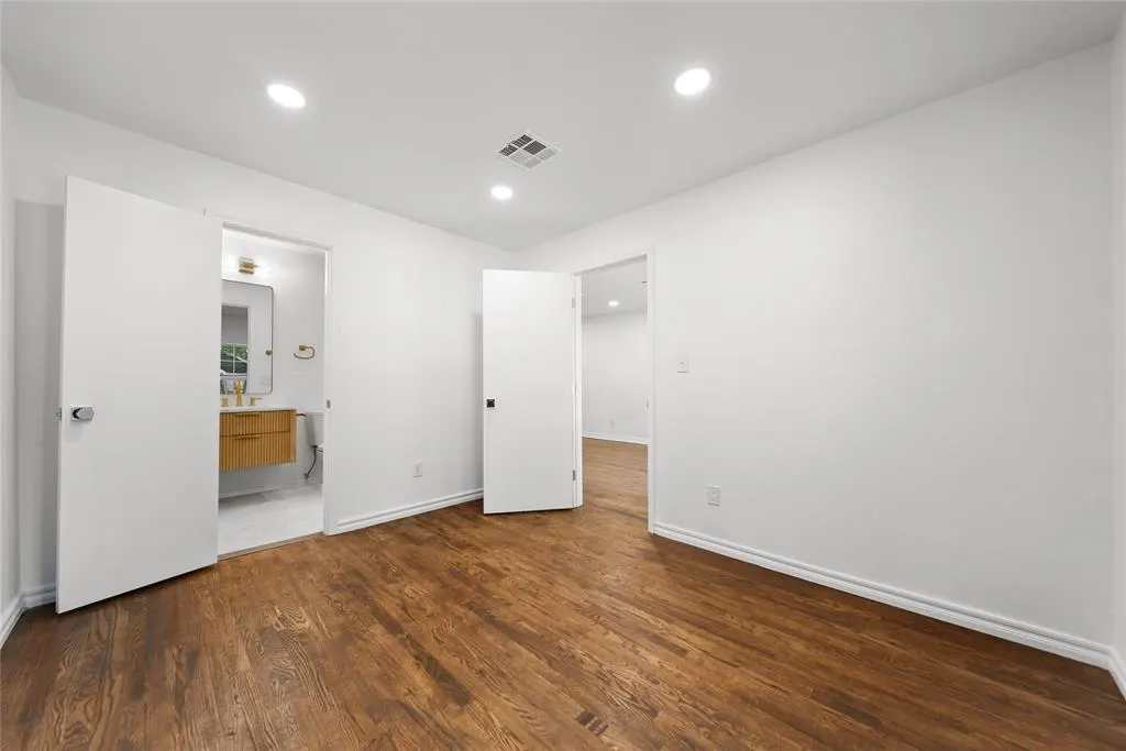 Photo 21 — 1117 W Symmes Street, Norman, OK 73069