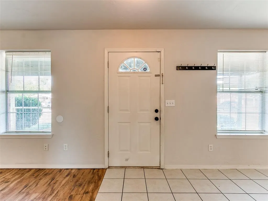 Photo 3 — 4712 Tinker Road, Oklahoma City, OK 73135