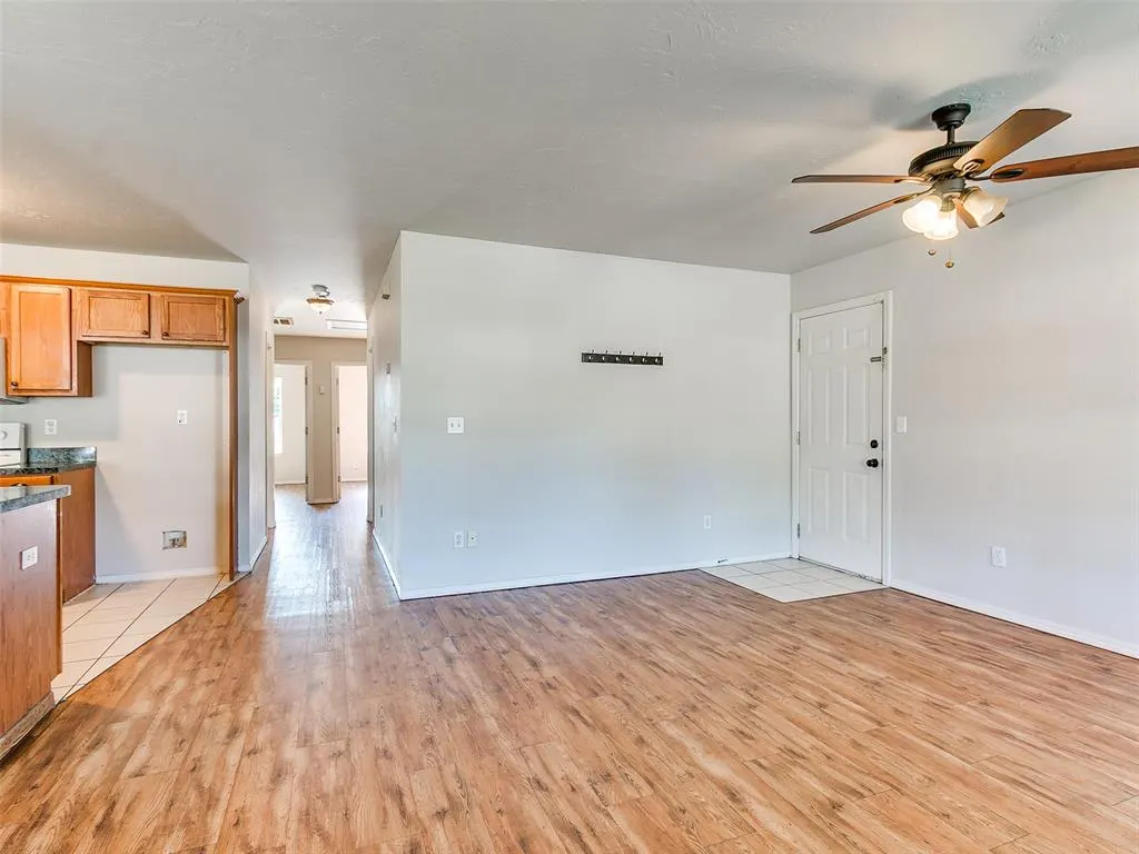 Photo 5 — 4712 Tinker Road, Oklahoma City, OK 73135