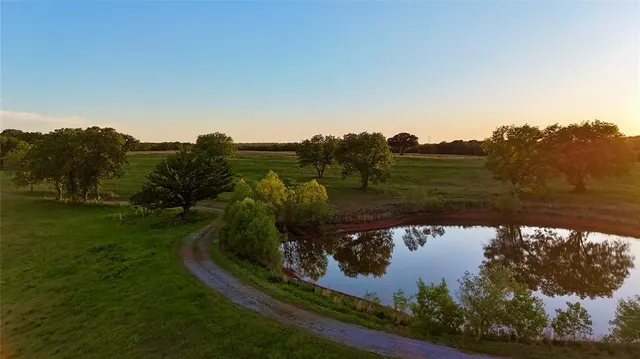 Photo 2 — 344532 E 1060 Road, Meeker, OK 74855