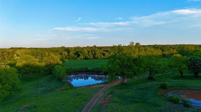 Photo 6 — 344532 E 1060 Road, Meeker, OK 74855