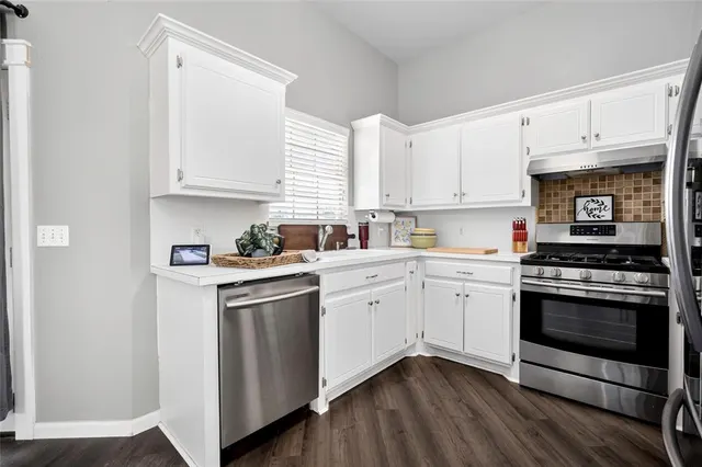 Photo 7 — 321 W 7th Street, Edmond, OK 73003