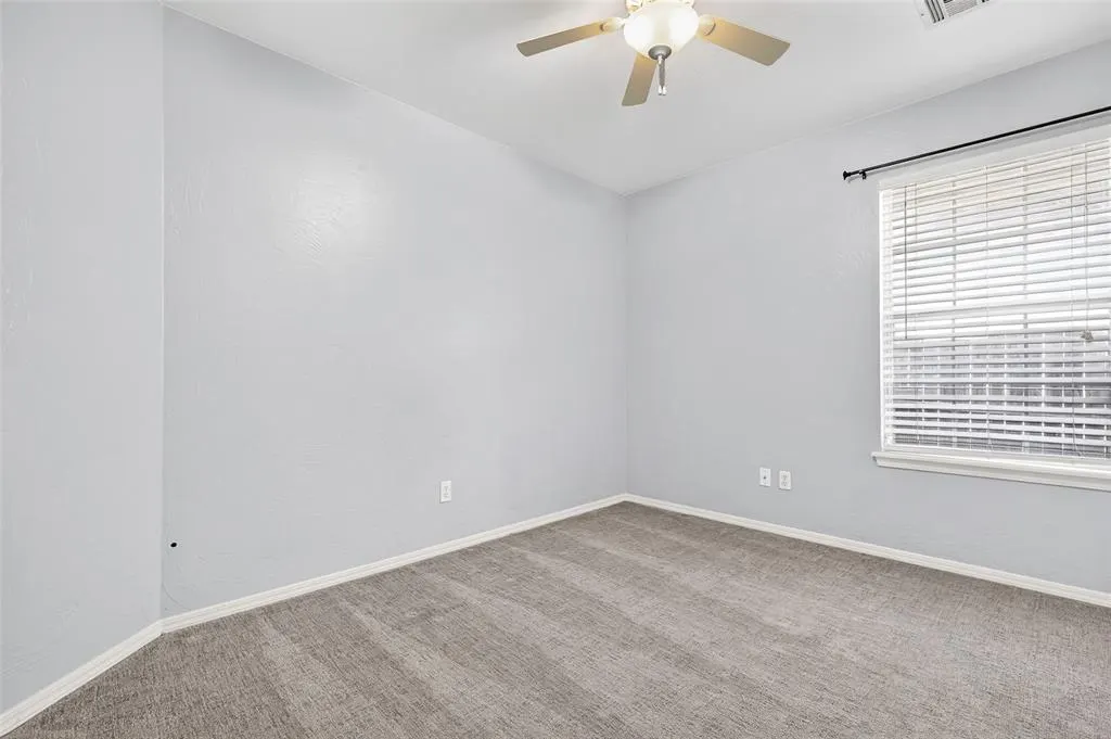 Photo 16 — 321 W 7th Street, Edmond, OK 73003