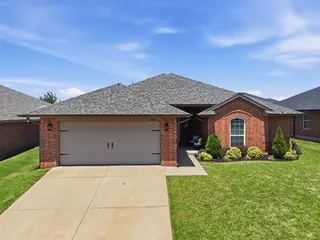 Sold home at 1605 NW 125th Street