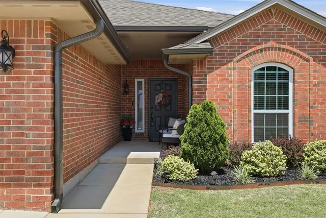Photo 3 — 1605 NW 125th Street, Oklahoma City, OK 73120