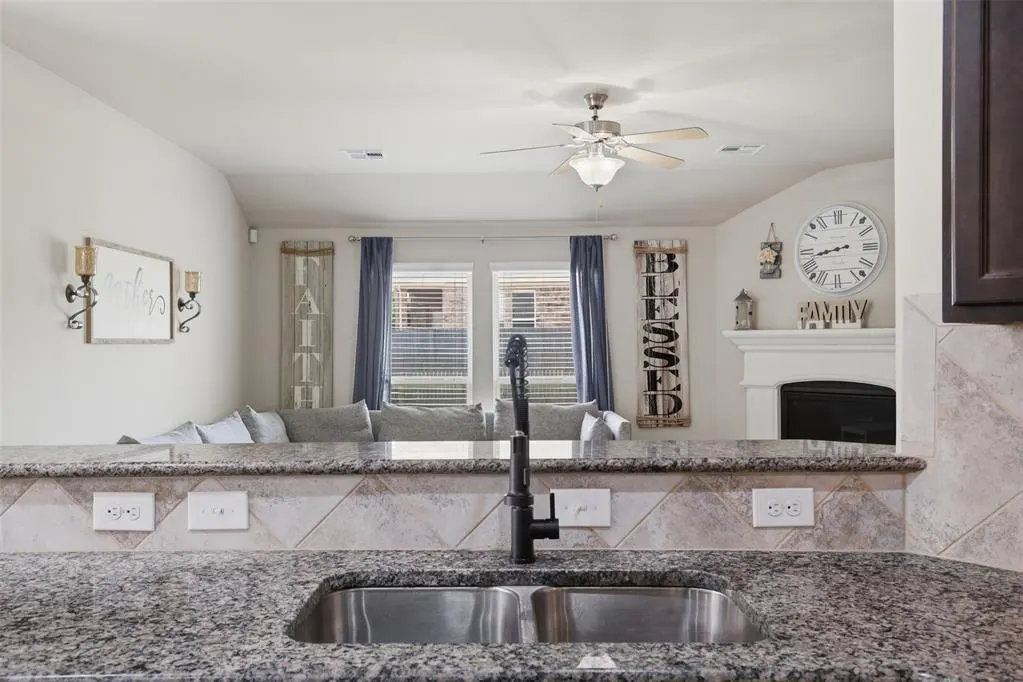 Photo 5 — 11320 NW 94th Street, Yukon, OK 73099