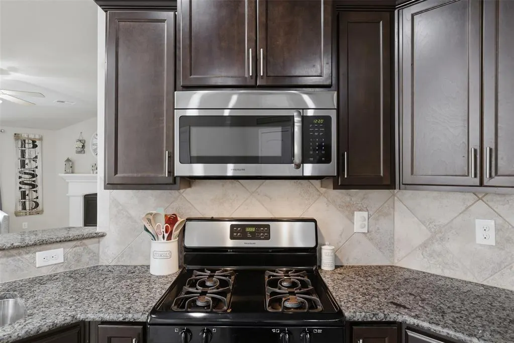 Photo 7 — 11320 NW 94th Street, Yukon, OK 73099