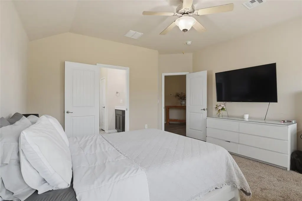 Photo 9 — 11320 NW 94th Street, Yukon, OK 73099