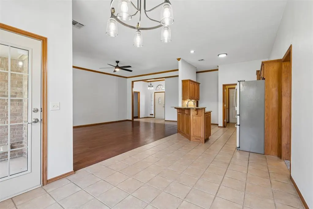 Photo 11 — 2725 NW 166th Street, Edmond, OK 73012