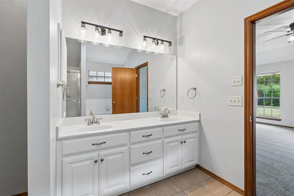 Photo 24 — 2725 NW 166th Street, Edmond, OK 73012