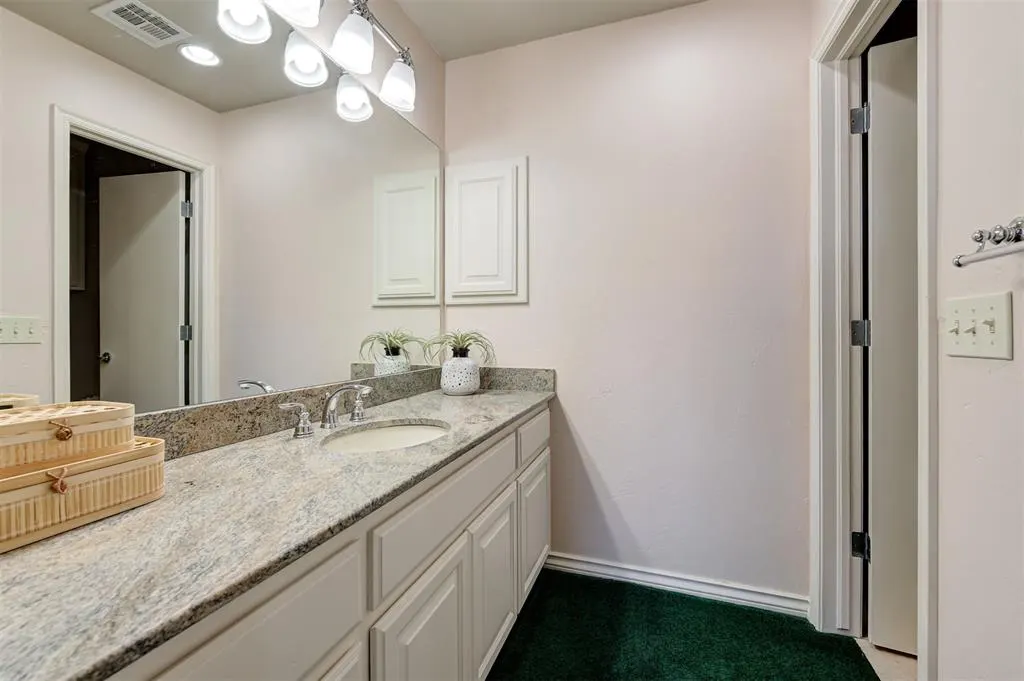 Photo 24 — 6206 Waterford Boulevard 45, Oklahoma City, OK 73118