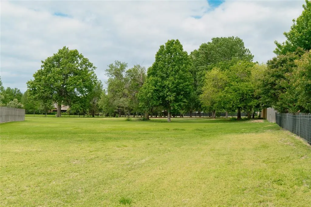 Photo 8 — 4211 Ridgeline Circle, Norman, OK 73072