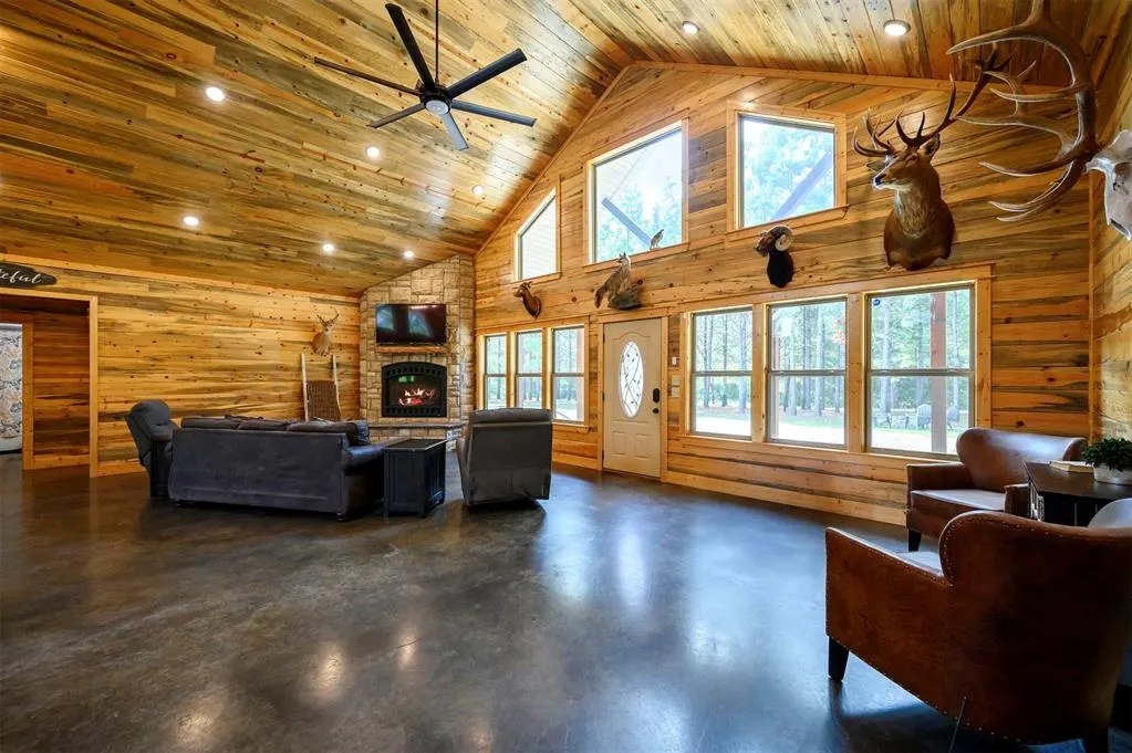 Photo 10 — 389 Overcup Acorn Trail, Broken Bow, OK 74728
